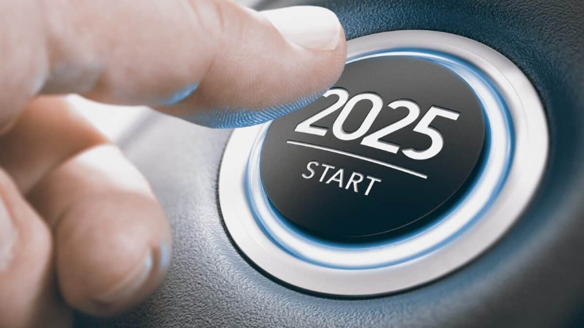 2 world-class stocks to consider buying...